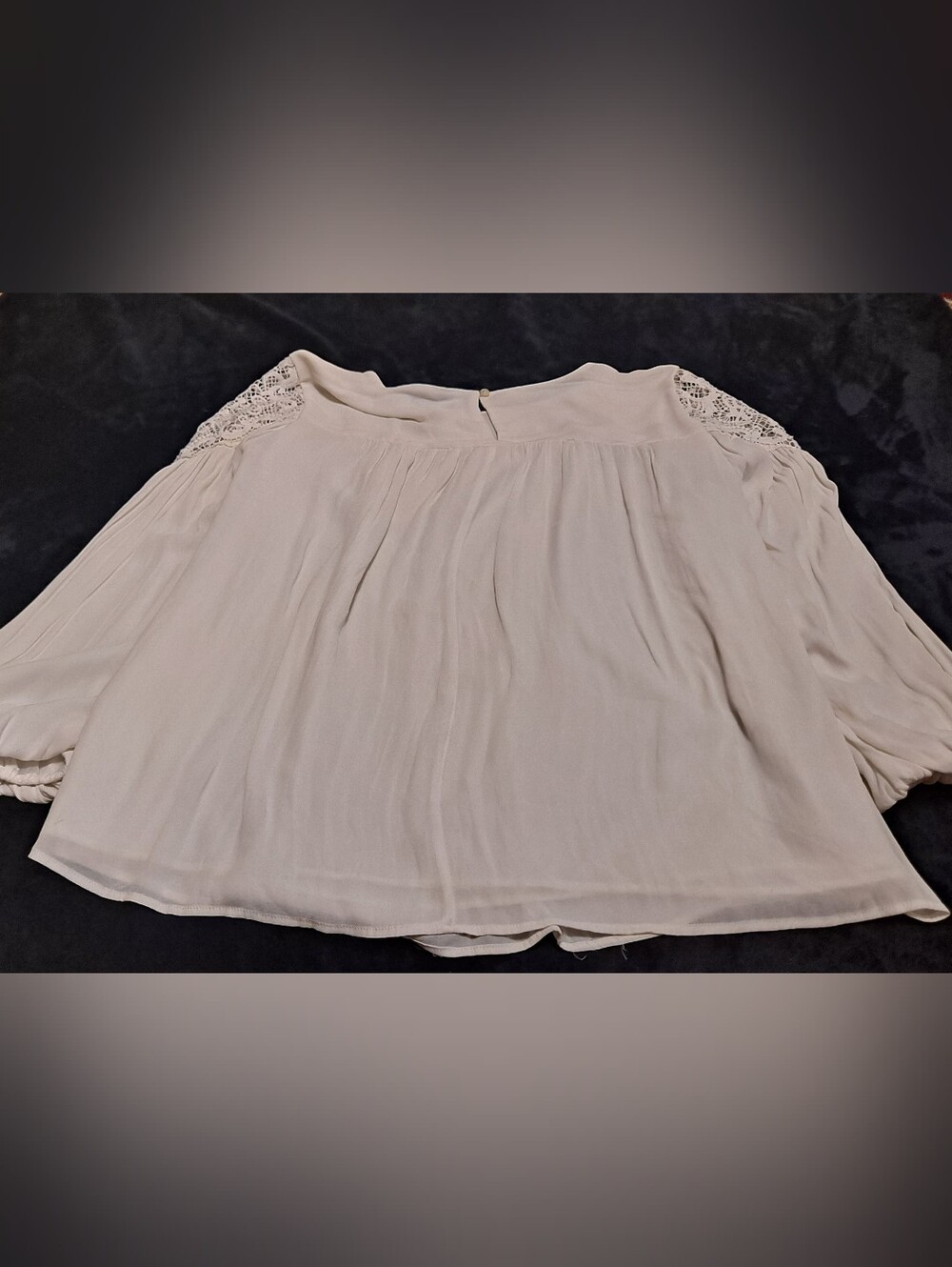 Loft Women’s Cream Lace-Yoke Blouse - Elegant Long Sleeve Top Sz XL - Picture 2 of 7